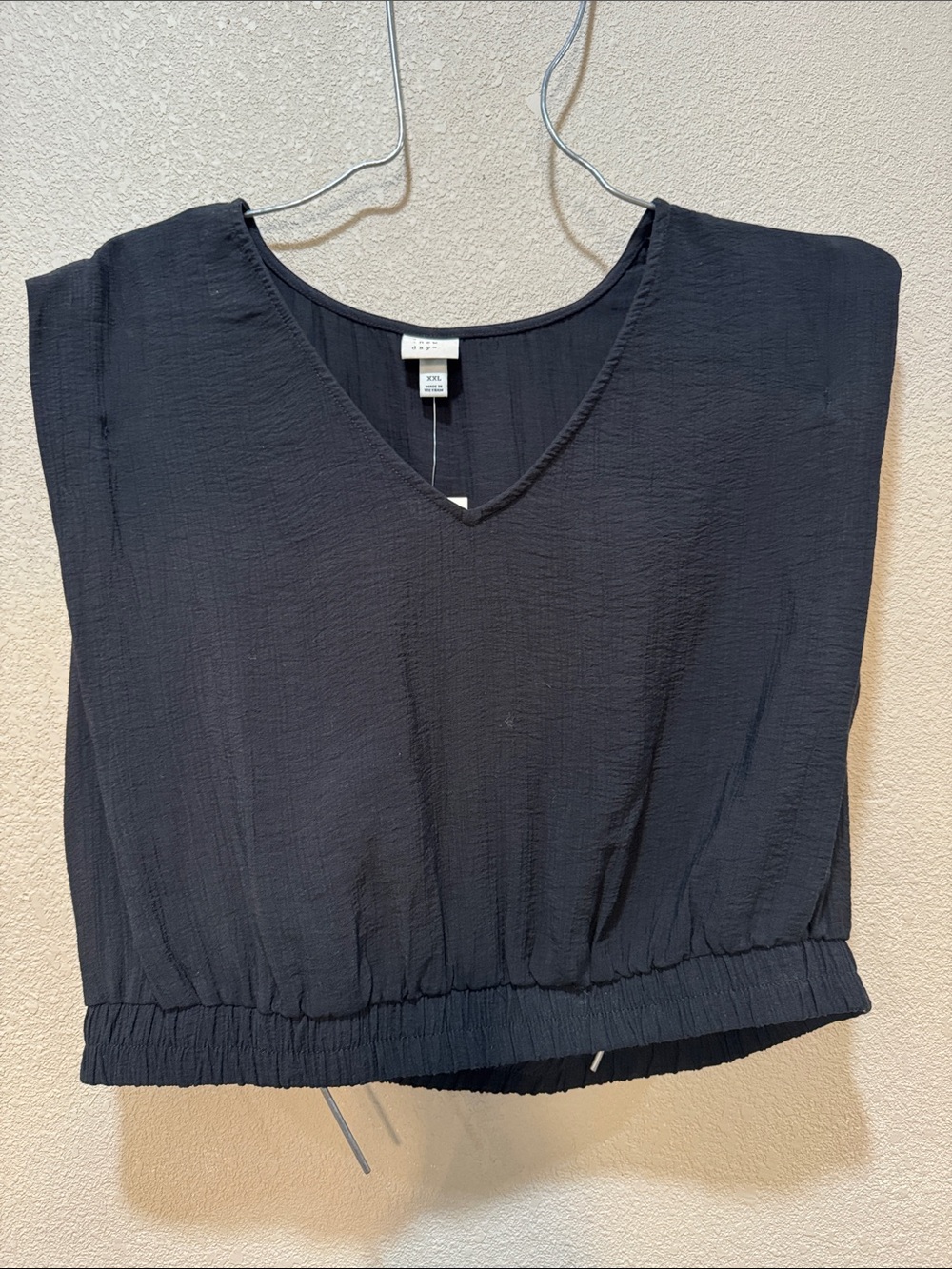 A New Day Black V-Neck Textured Cropped Top